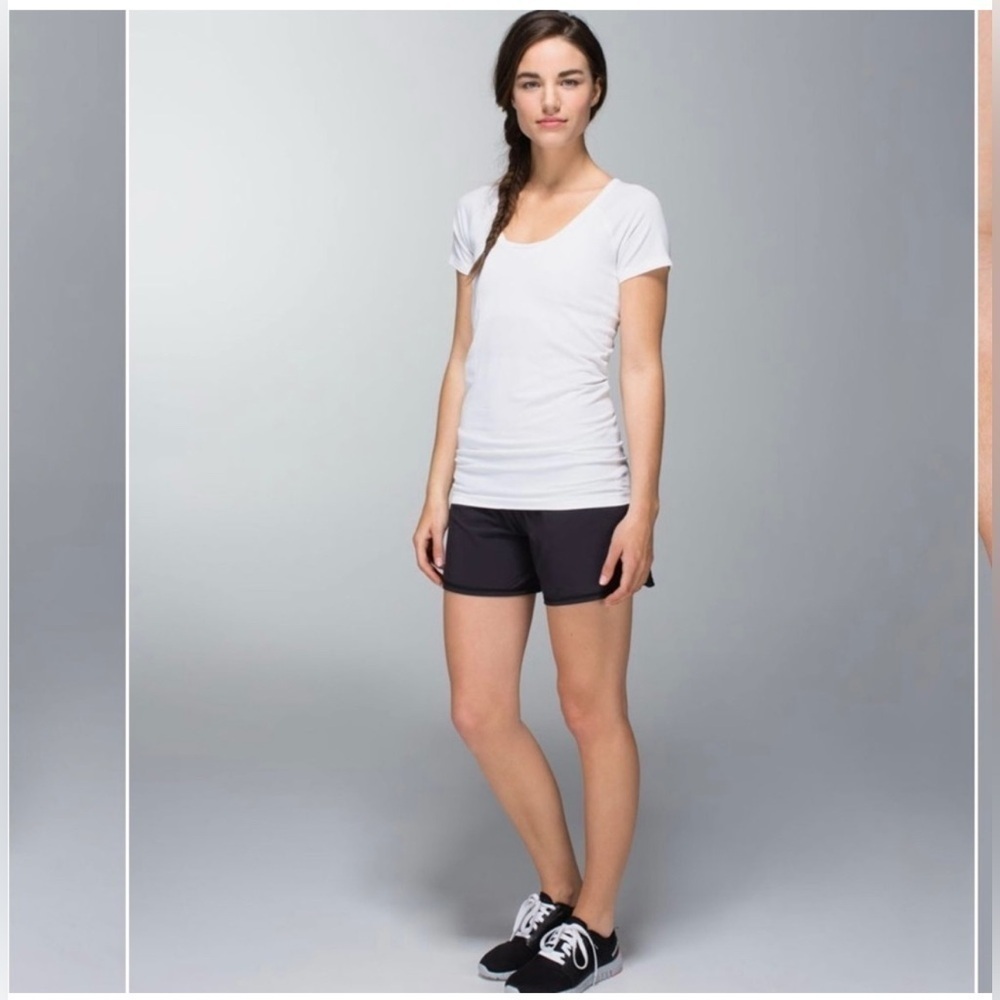 Lululemon Groovy Run Short‎ in Black Size 8